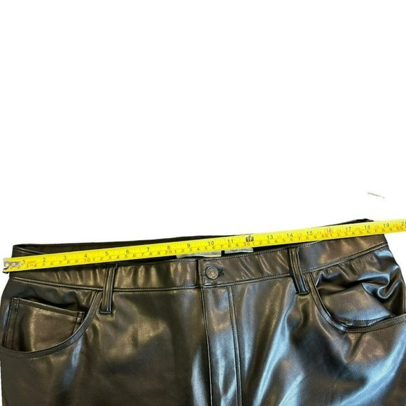 New with Tags Abercrombie & Fitch Vegan Leather 90s Straight Pant Plus 18‎ / 34 - Picture 4 of 5